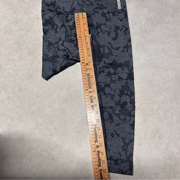 GYMSHARK Adapt Grey Camo Seamless Leggings Athletic Workout Gym - Picture 8 of 8